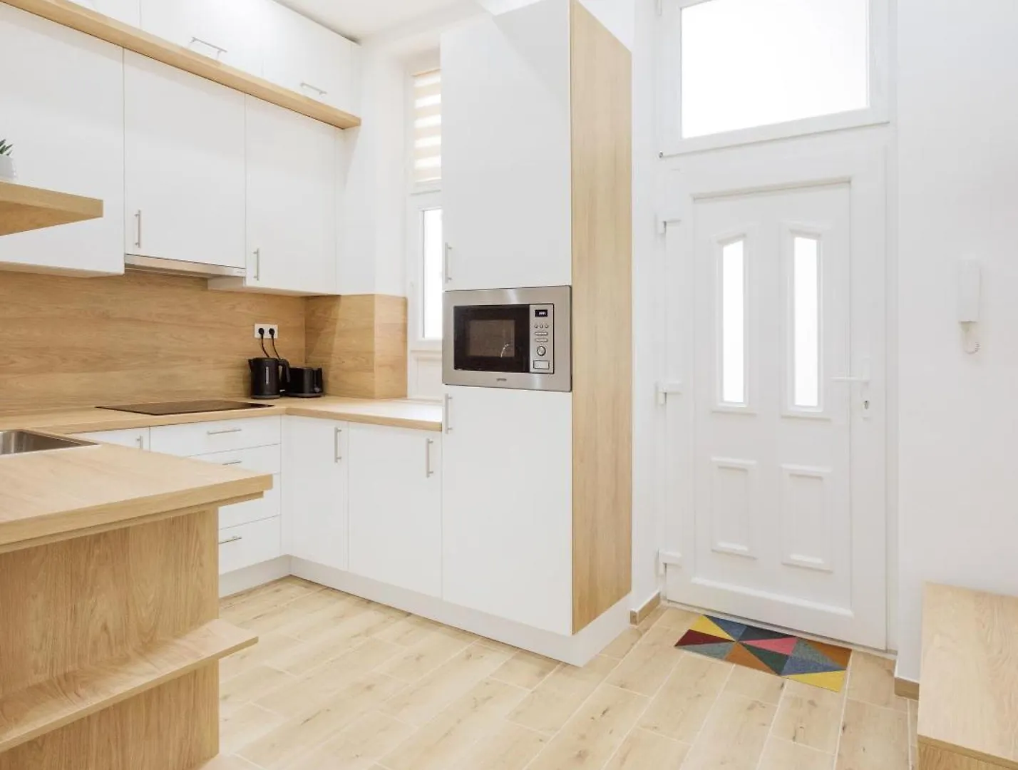 Spacious Apartment With 2 Bedrooms In Buda 2A Budapeşte 0*,